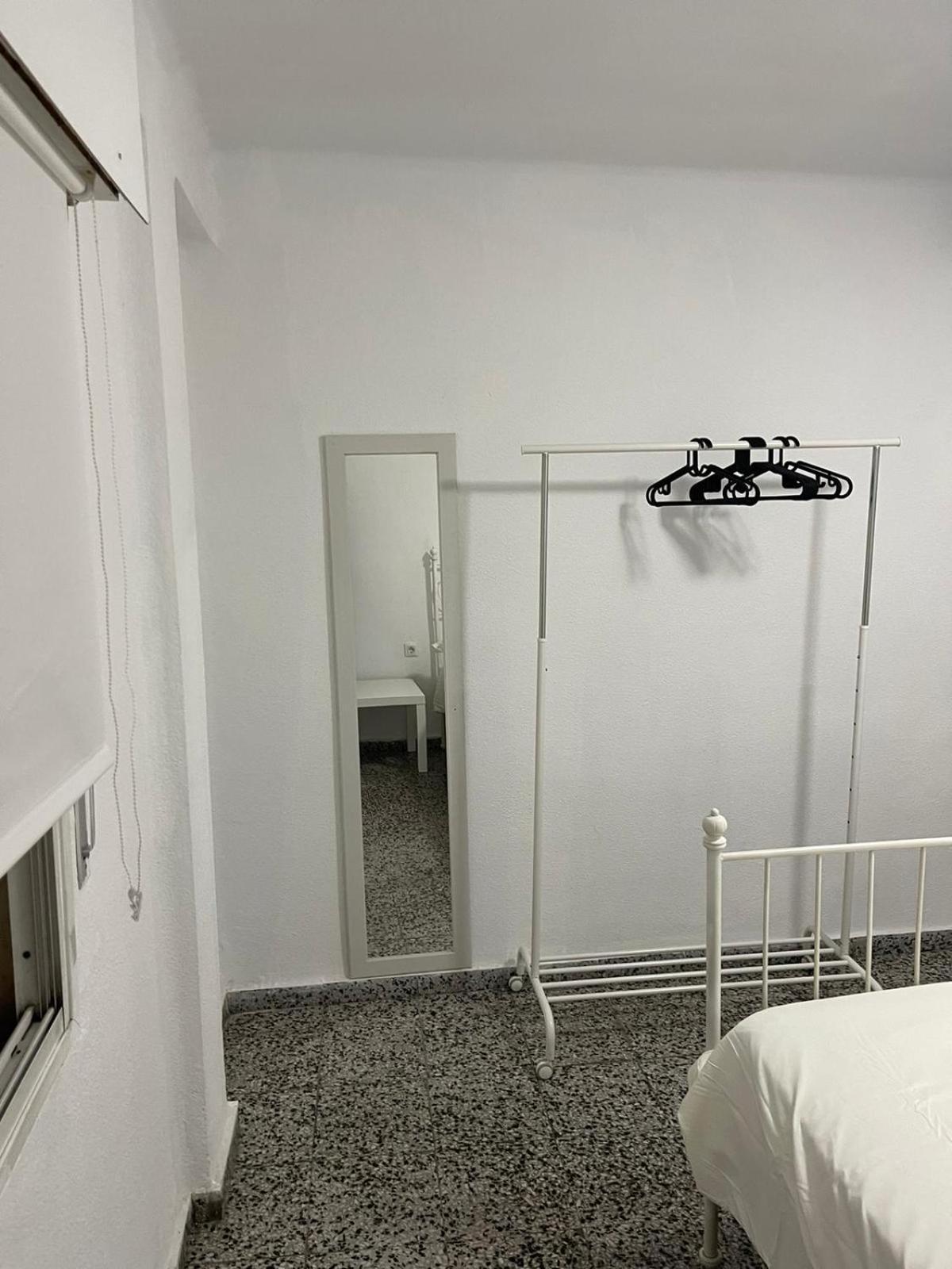 Apartamento De Habitaciones Privadas En El Centro De Málaga Eksteriør bilde