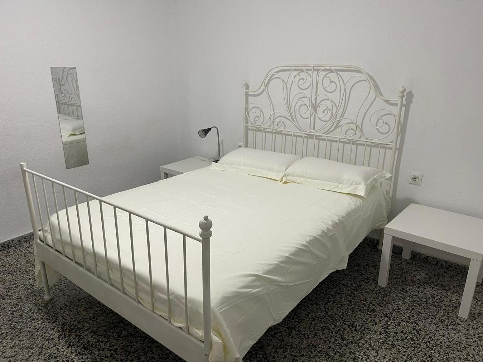 Apartamento De Habitaciones Privadas En El Centro De Málaga Eksteriør bilde